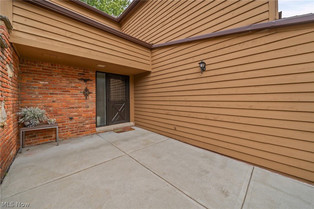 132 Kimrose Lane Broadview Heights OH 44147