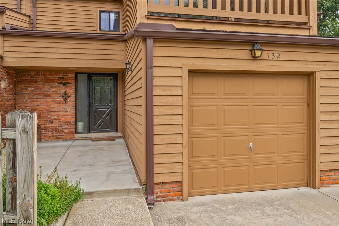 132 Kimrose Lane Broadview Heights OH 44147