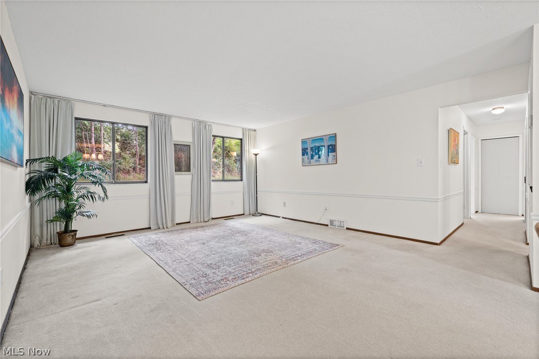 132 Kimrose Lane Broadview Heights OH 44147