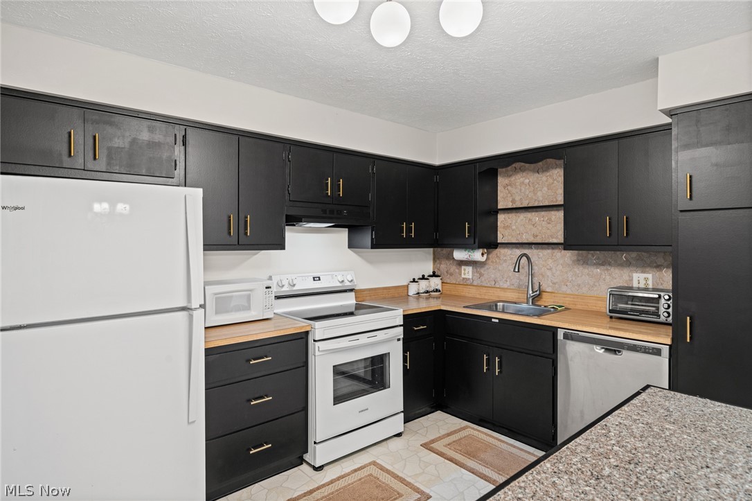 132 Kimrose Lane Broadview Heights OH 44147