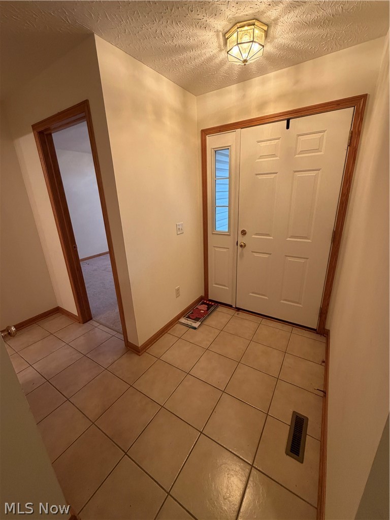 1437 Waters Edge Drive Akron OH 44313