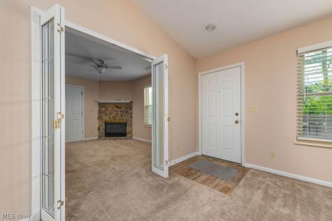 2716 Shakespeare Lane Avon OH 44011