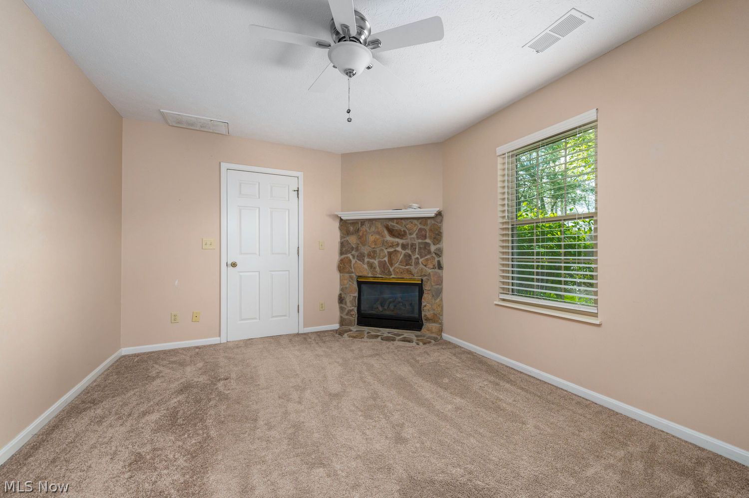 2716 Shakespeare Lane Avon OH 44011