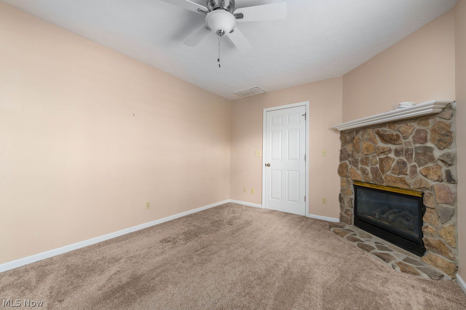 2716 Shakespeare Lane Avon OH 44011