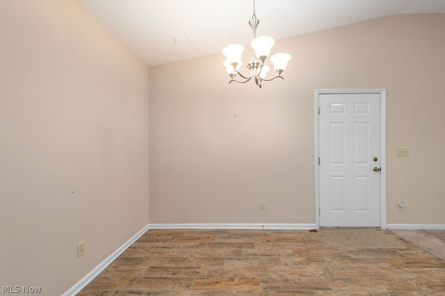 2716 Shakespeare Lane Avon OH 44011