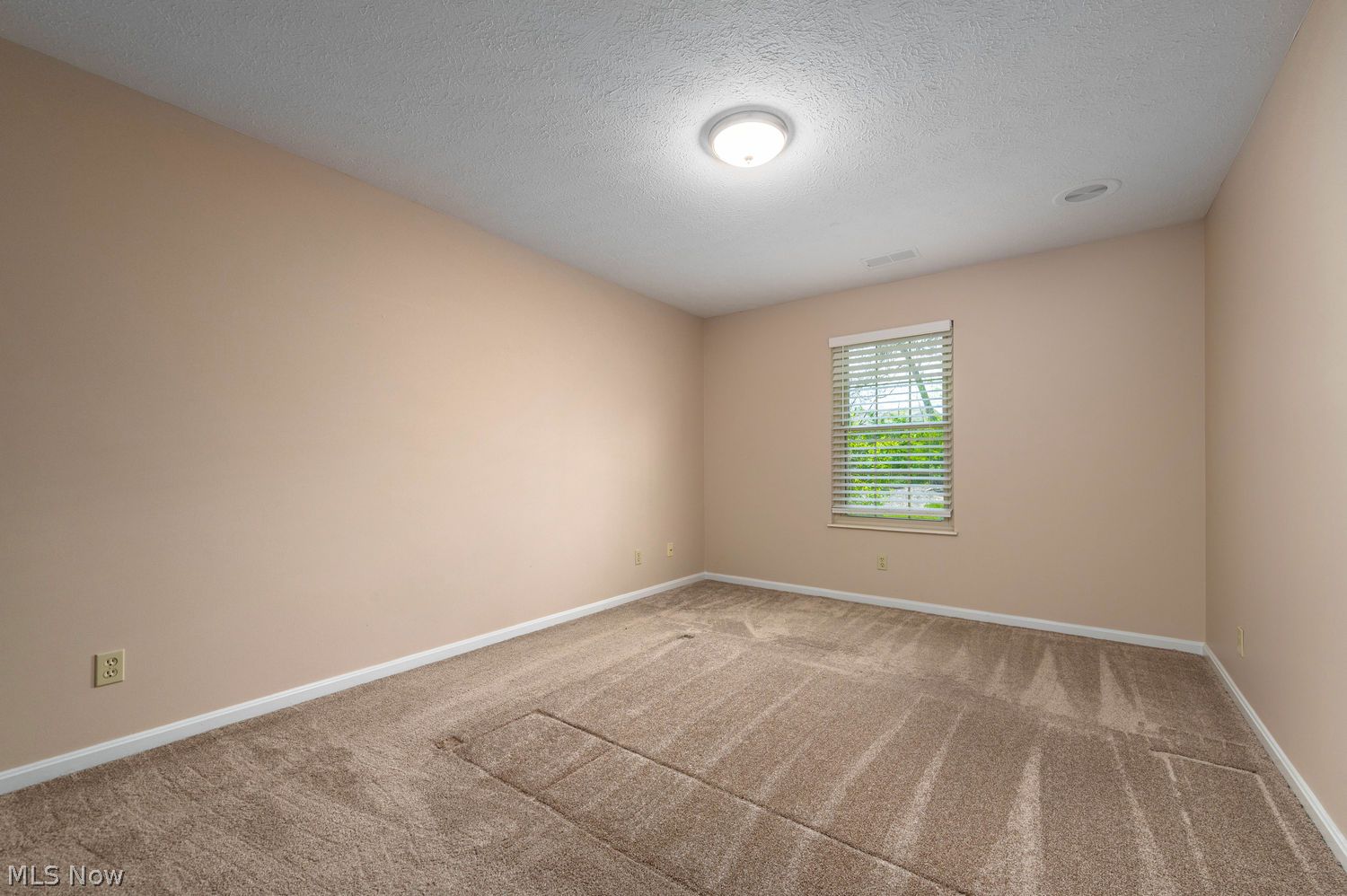 2716 Shakespeare Lane Avon OH 44011