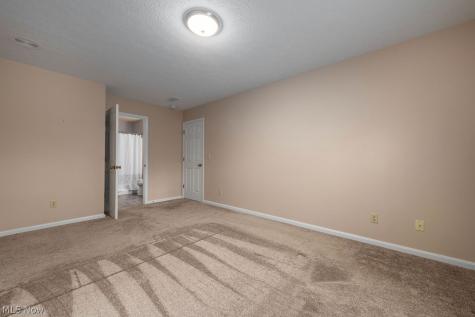 2716 Shakespeare Lane Avon OH 44011