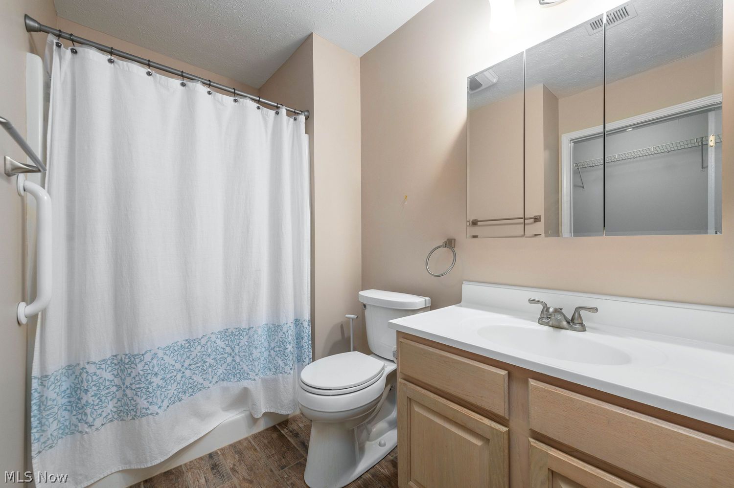 2716 Shakespeare Lane Avon OH 44011