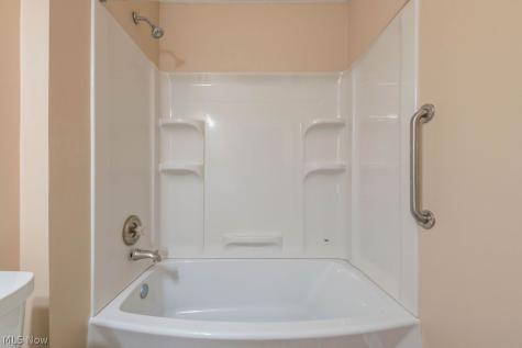 2716 Shakespeare Lane Avon OH 44011