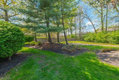 2716 Shakespeare Lane Avon OH 44011