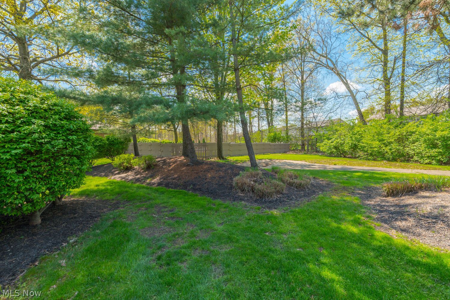 2716 Shakespeare Lane Avon OH 44011