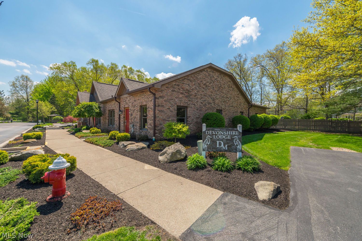 2716 Shakespeare Lane Avon OH 44011