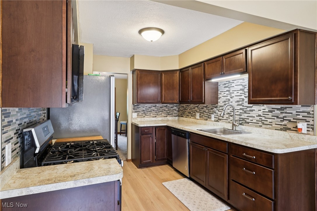 43 Picadilly Court Kent OH 44240