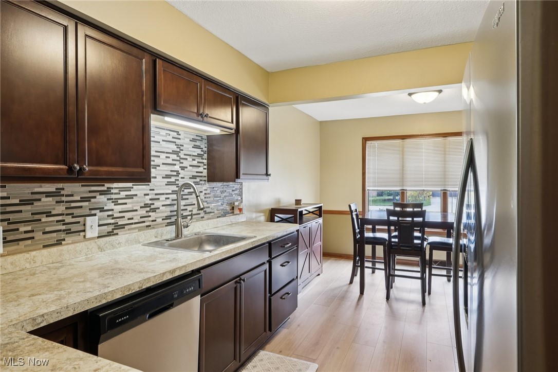 43 Picadilly Court Kent OH 44240