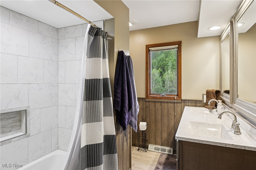 43 Picadilly Court Kent OH 44240