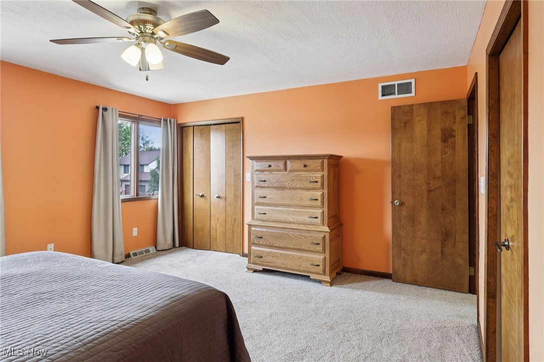 43 Picadilly Court Kent OH 44240