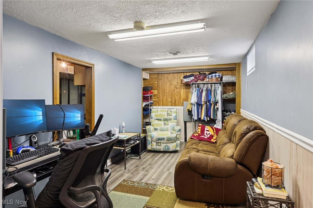 43 Picadilly Court Kent OH 44240