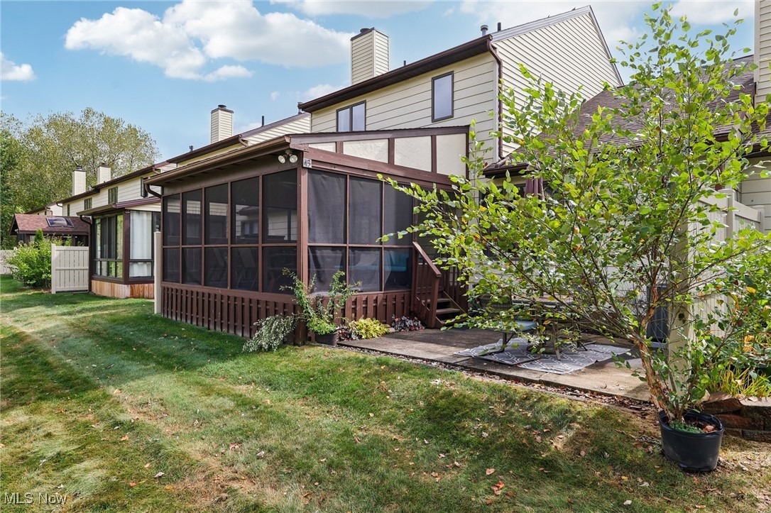 43 Picadilly Court Kent OH 44240