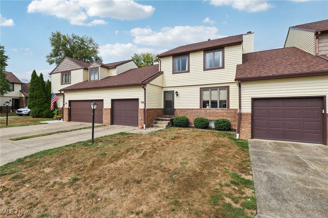 43 Picadilly Court Kent OH 44240