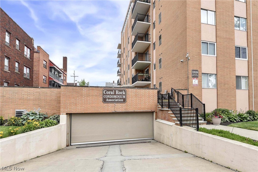 12029 Clifton Boulevard Lakewood OH 44107