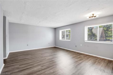 12029 Clifton Boulevard Lakewood OH 44107