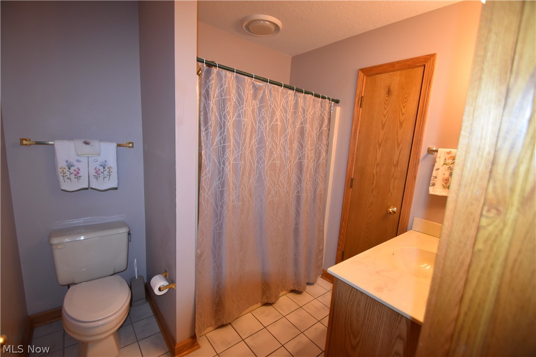 90 Montgomery Lane Canfield OH 44406