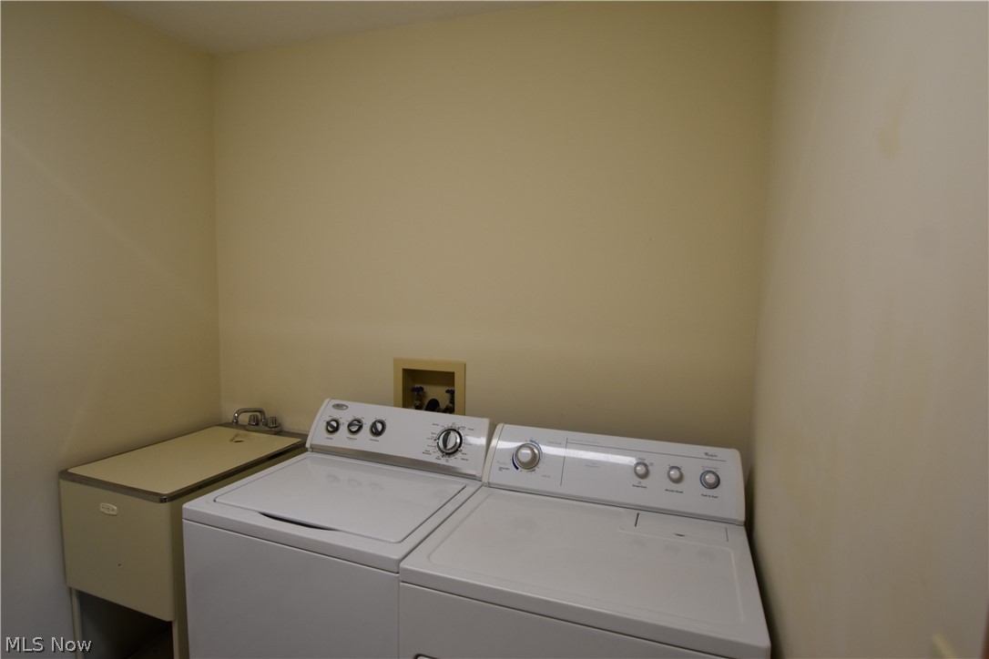 90 Montgomery Lane Canfield OH 44406