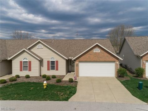 1432 Waters Edge Drive Akron OH 44313