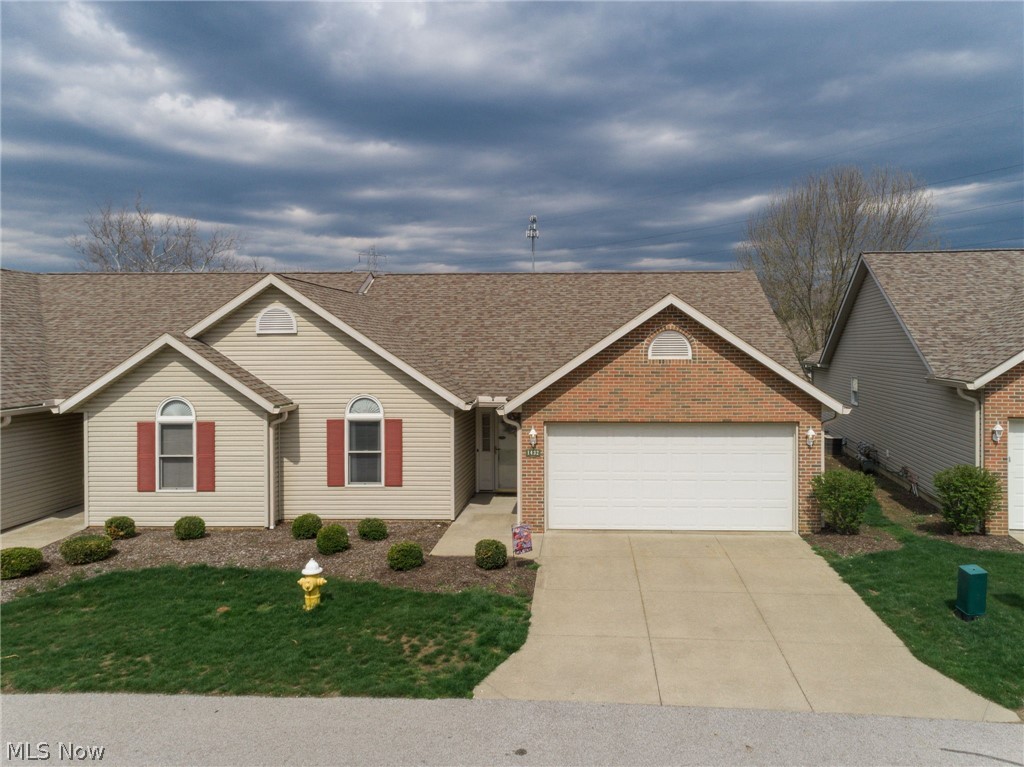1432 Waters Edge Drive Akron OH 44313