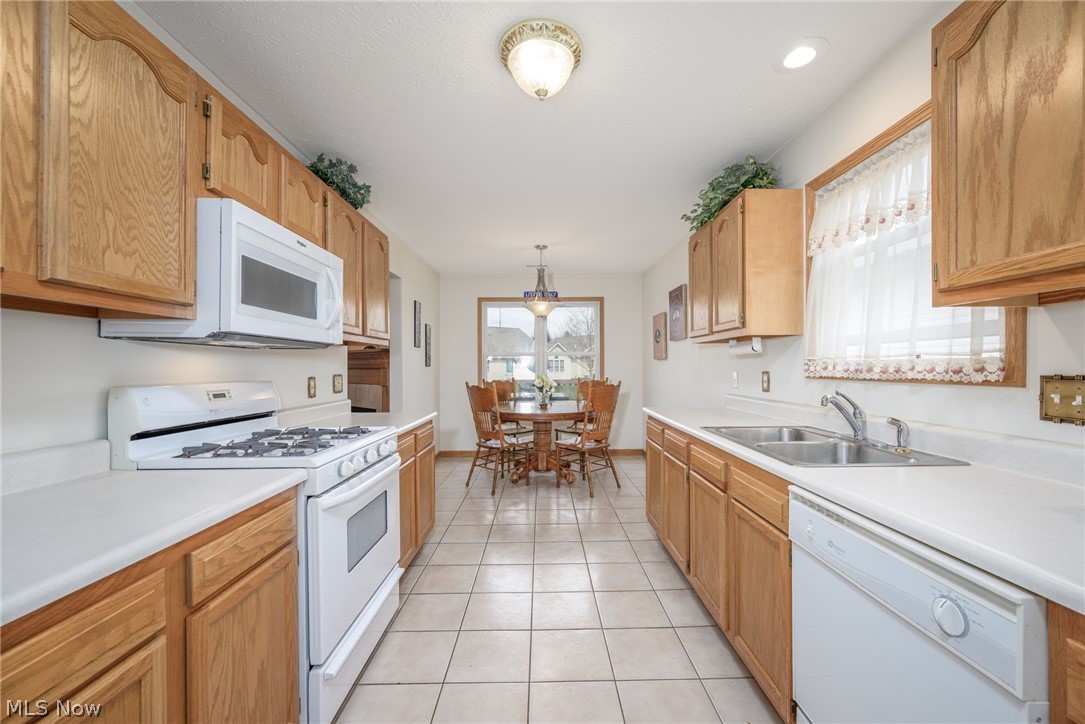 1432 Waters Edge Drive Akron OH 44313