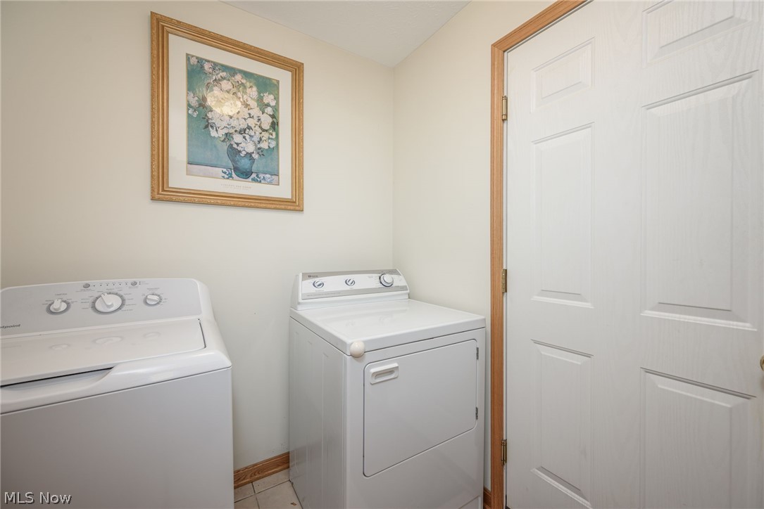 1432 Waters Edge Drive Akron OH 44313