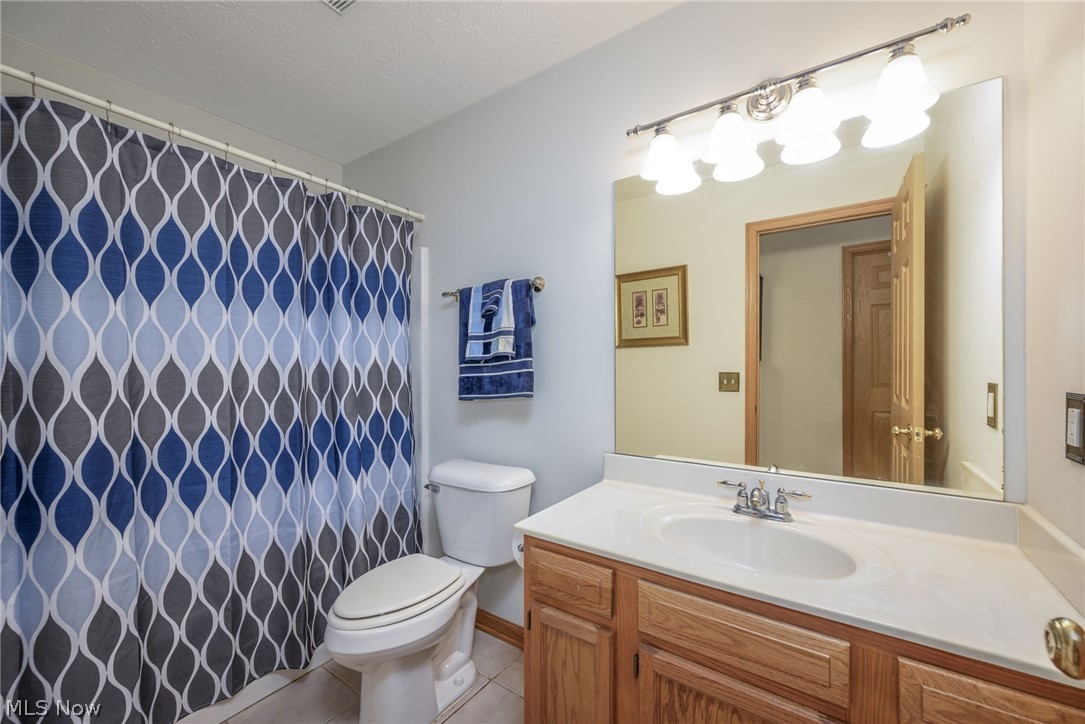 1432 Waters Edge Drive Akron OH 44313