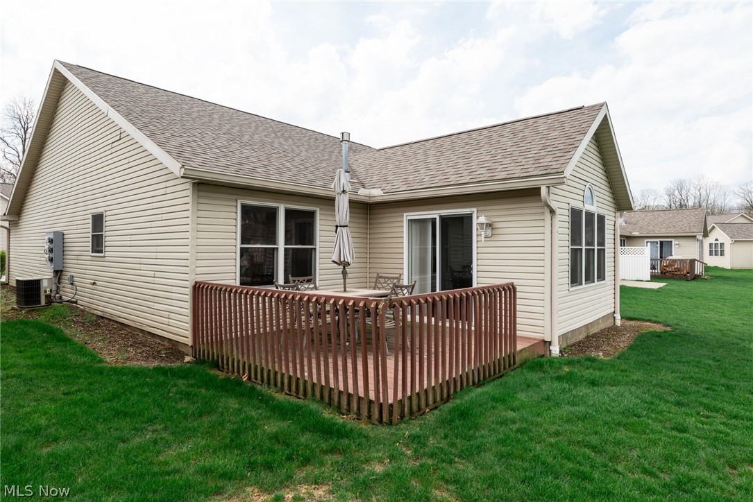1432 Waters Edge Drive Akron OH 44313