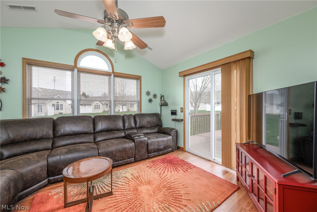 1432 Waters Edge Drive Akron OH 44313