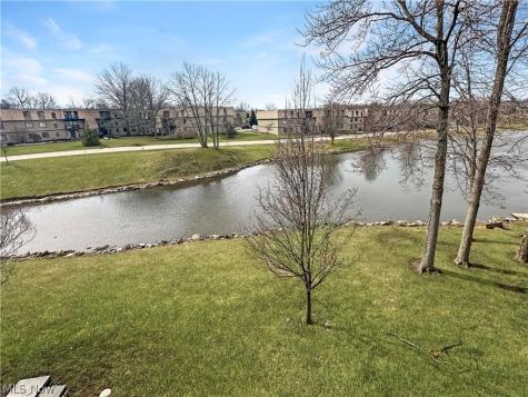 9640 Cove Drive North Royalton OH 44133