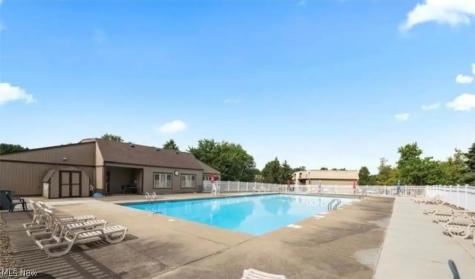 9640 Cove Drive North Royalton OH 44133