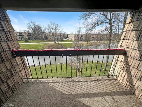 9640 Cove Drive North Royalton OH 44133