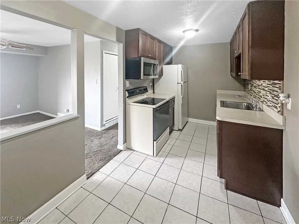 9640 Cove Drive North Royalton OH 44133
