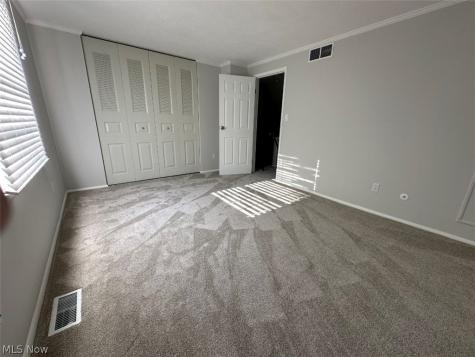 9632 E. Idlewood Drive Twinsburg OH 44087