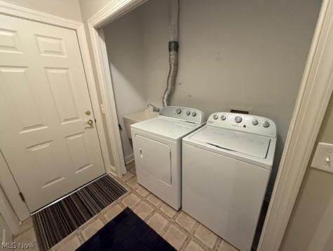 3077 Whitewood Street NW North Canton OH 44720