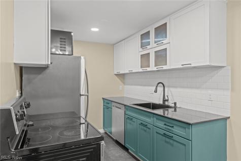 9820 Sunrise Boulevard North Royalton OH 44133