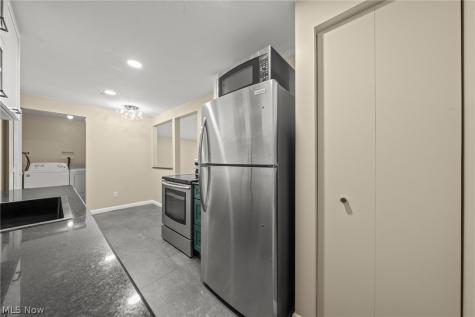 9820 Sunrise Boulevard North Royalton OH 44133