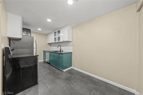 9820 Sunrise Boulevard North Royalton OH 44133