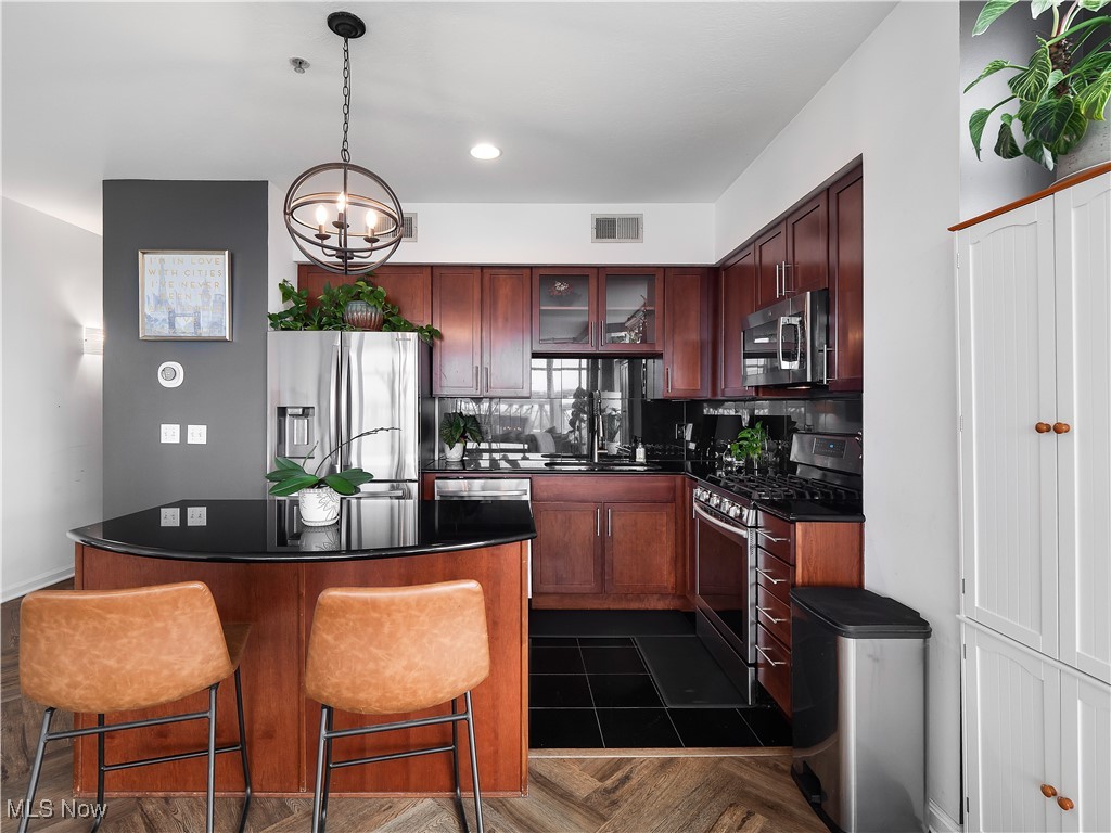 1237 Washington Avenue Cleveland OH 44113