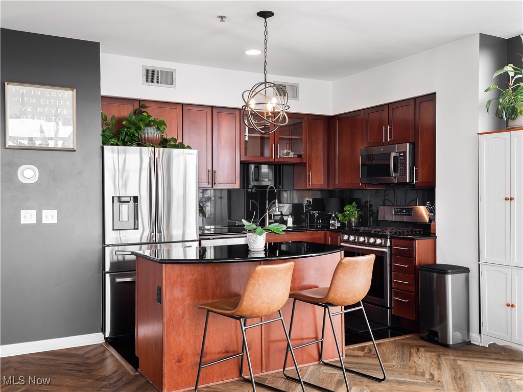 1237 Washington Avenue Cleveland OH 44113