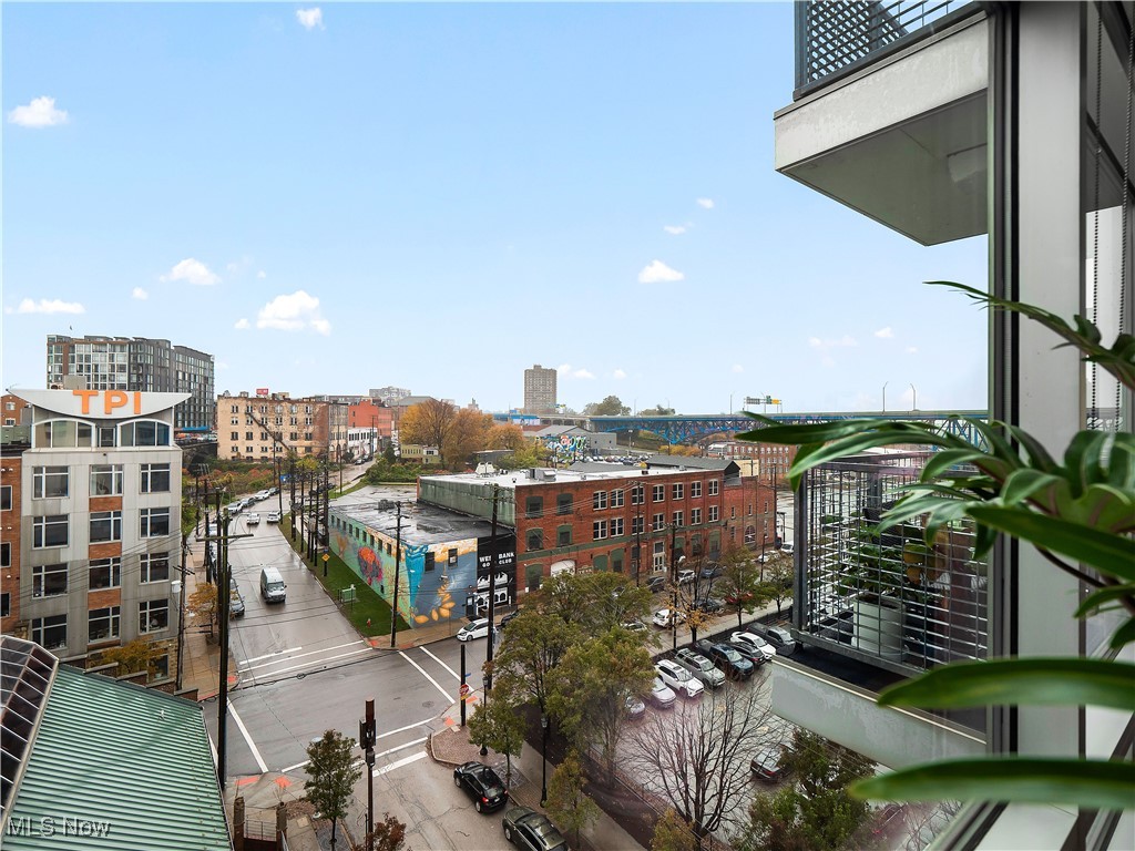 1237 Washington Avenue Cleveland OH 44113