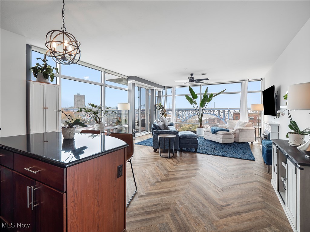 1237 Washington Avenue Cleveland OH 44113