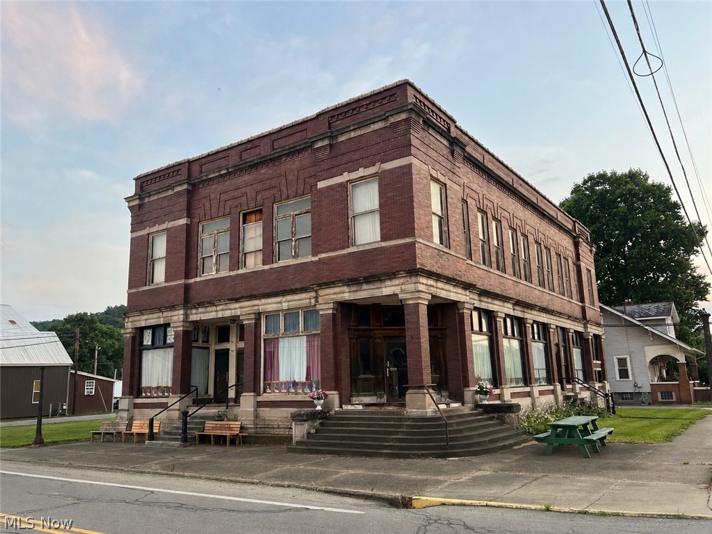 180 Broadway Street Quaker City OH 43773