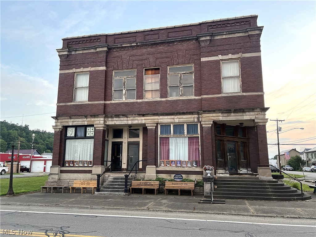 180 Broadway Street Quaker City OH 43773
