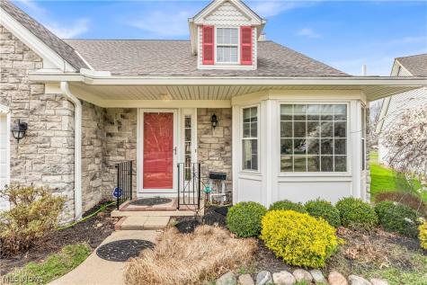 16090 Yarmouth Oval Middleburg Heights OH 44130